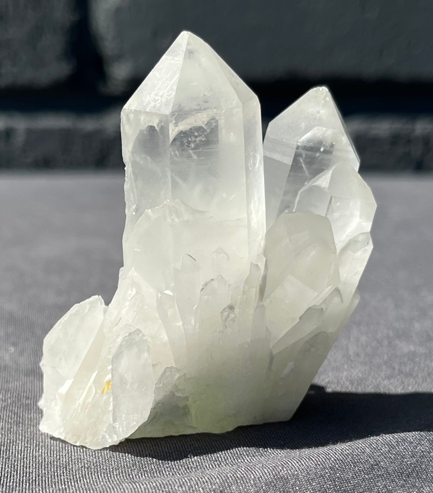 Quartz point clusters